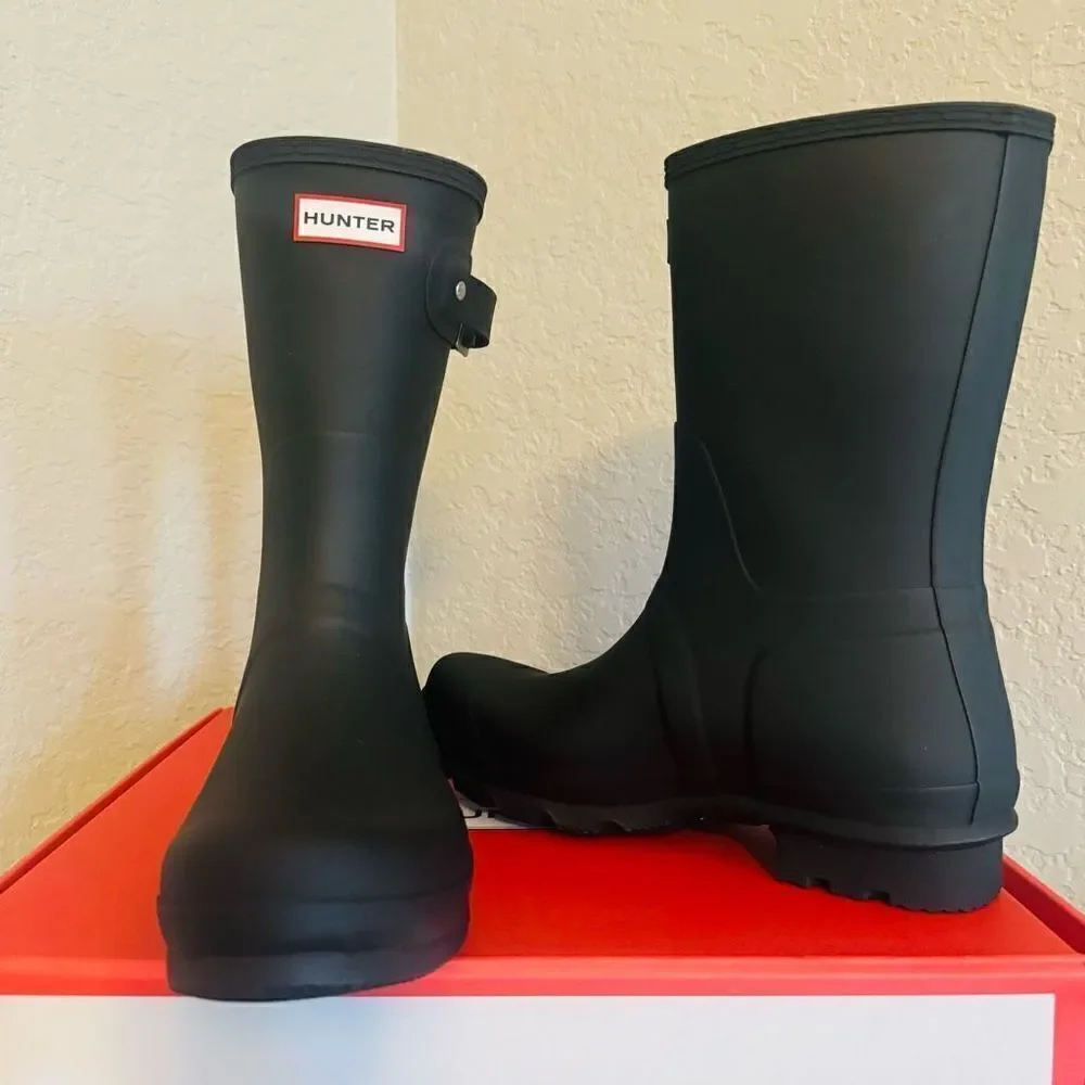 HUNTER Men's Original Short Waterproof Rain Boot, Rubber Black,‎ Size 10, NWT